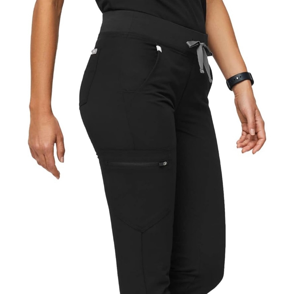 Figs Women's Black Skinny Scrub Pants 2 pair